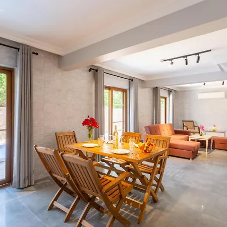 Derya Paradise דליאן